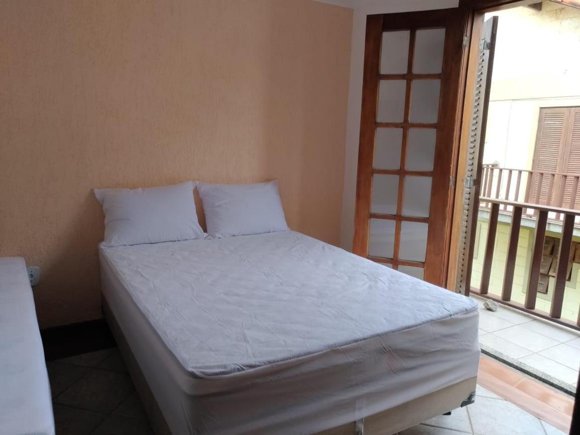 Casa Inteira No Pero, A Poucos Passos Da *