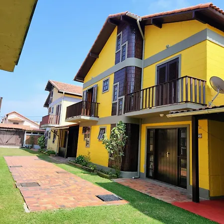 Casa Inteira No Pero, A Poucos Passos Da Praia Cabo Frio Exterior photo